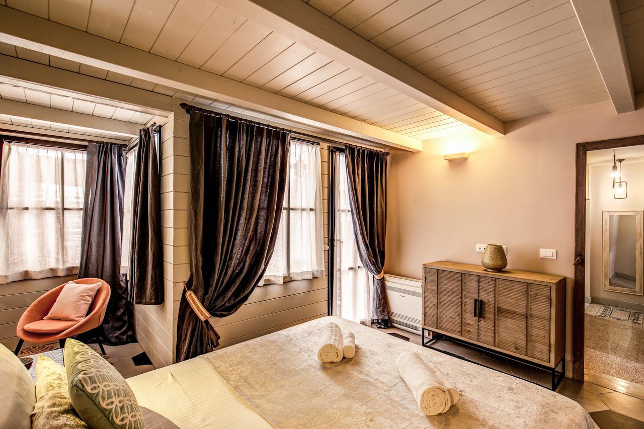 Decharme Apartment With Terrace In Monti Rom Exterior foto