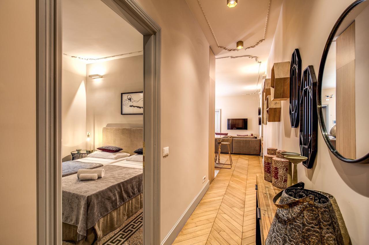 Decharme Apartment With Terrace In Monti Rom Exterior foto