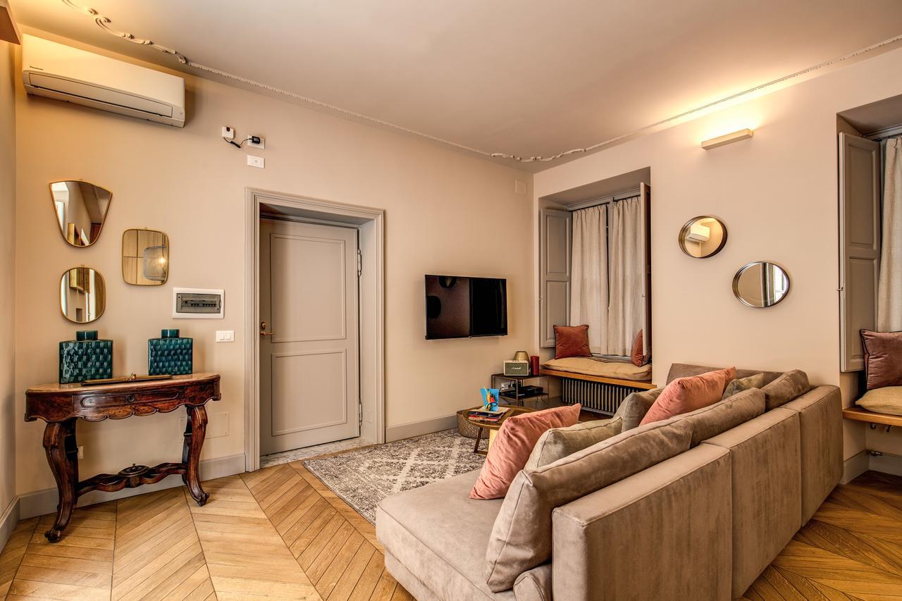 Decharme Apartment With Terrace In Monti Rom Exterior foto