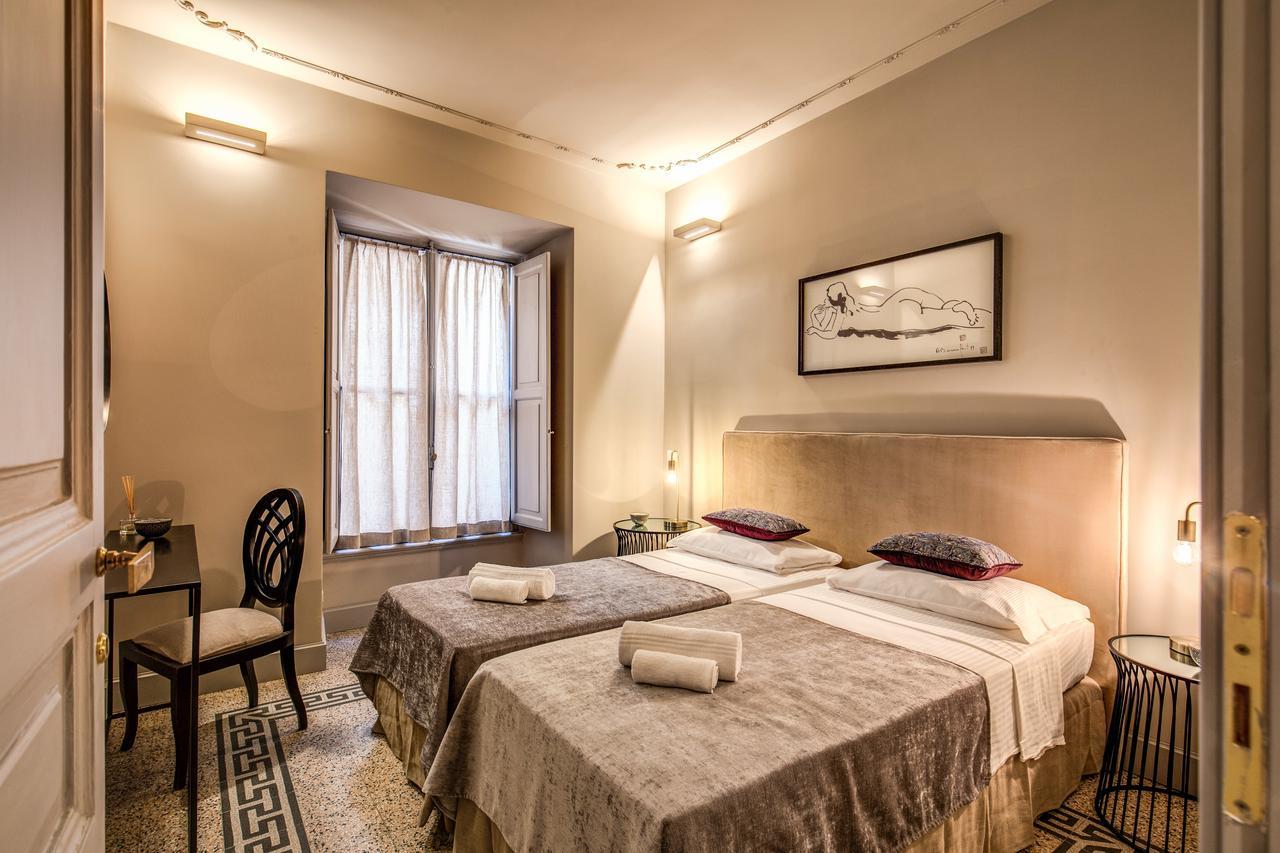 Decharme Apartment With Terrace In Monti Rom Exterior foto