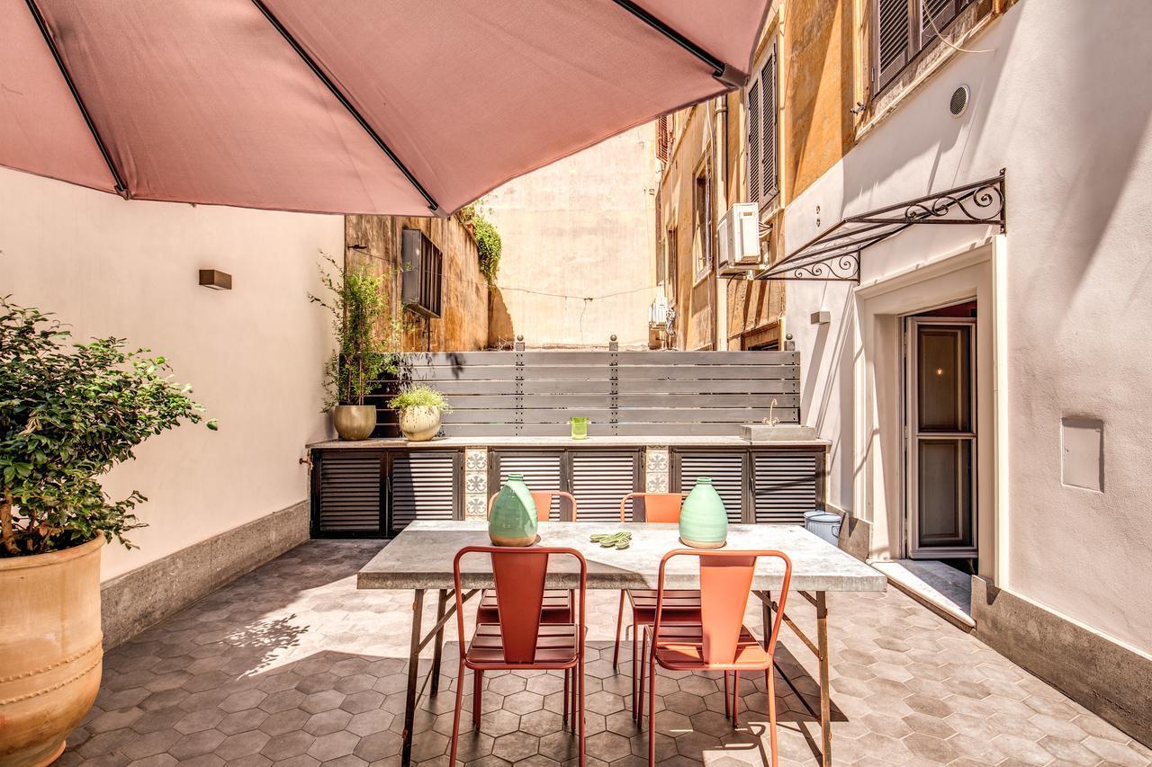 Decharme Apartment With Terrace In Monti Rom Exterior foto