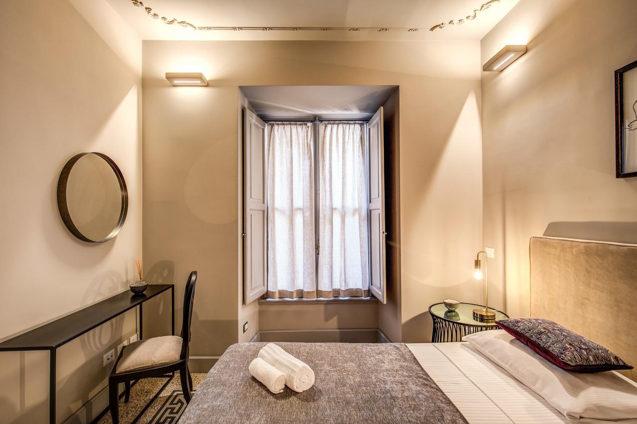Decharme Apartment With Terrace In Monti Rom Exterior foto